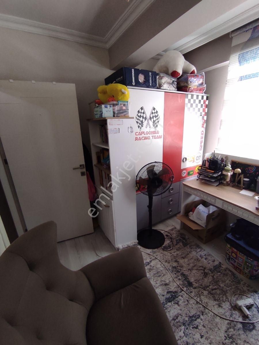 Fazelden Tramvaya Yürüme Mesafesinde Asansörlü İskanlı 2+1 - Görsel 8