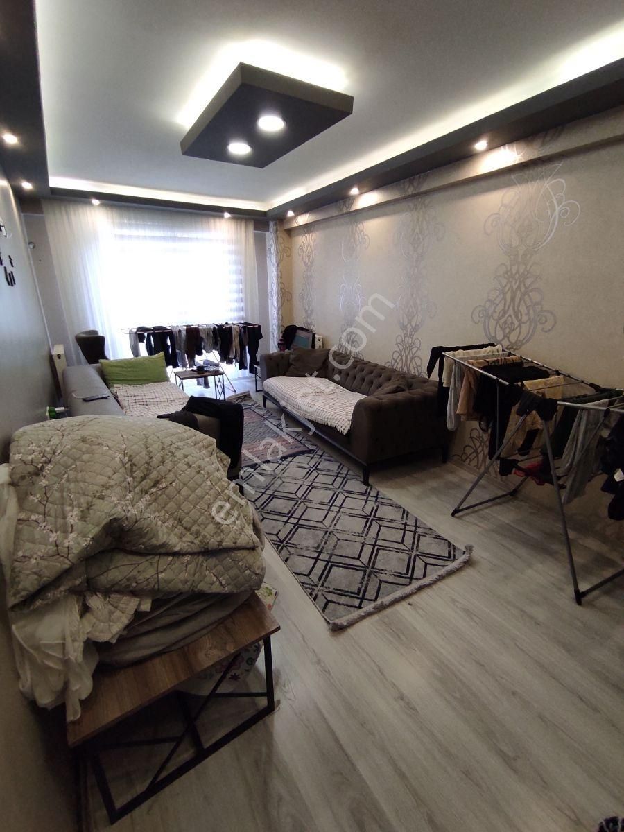 Fazelden Tramvaya Yürüme Mesafesinde Asansörlü İskanlı 2+1 - Görsel 12