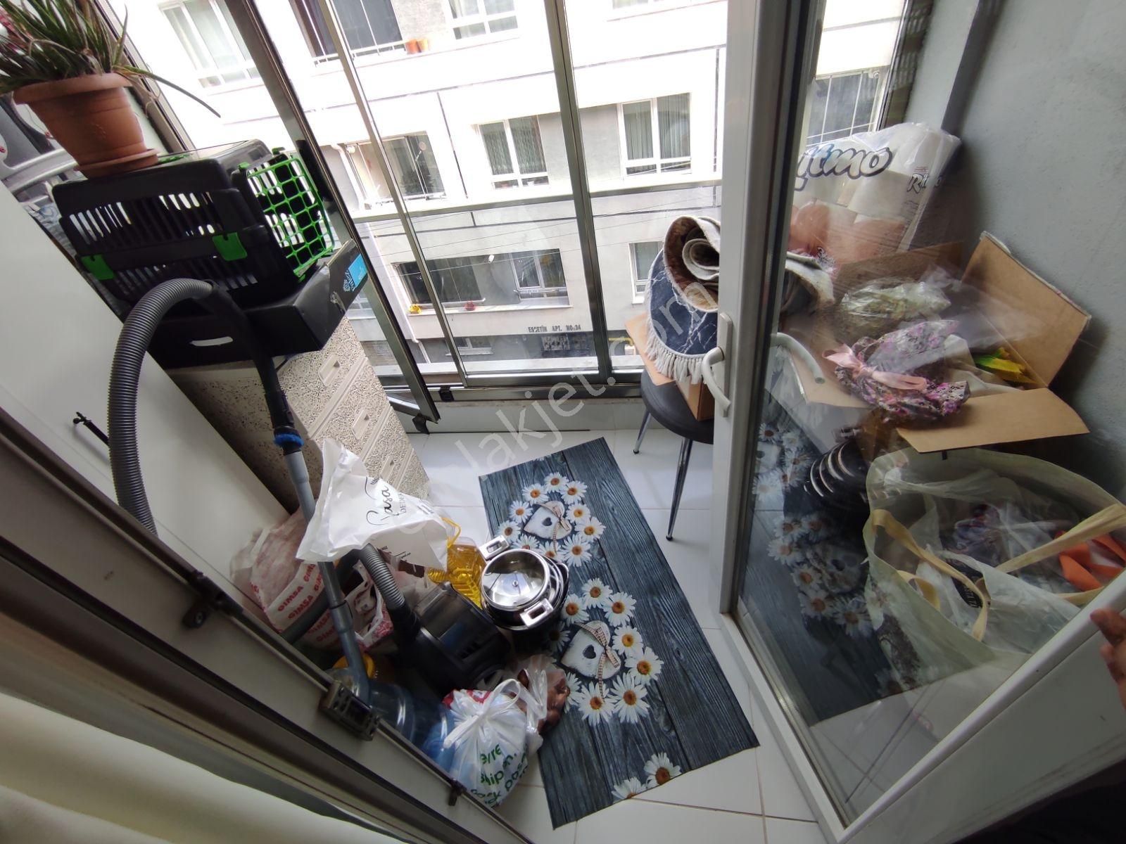 Fazelden Tramvaya Yürüme Mesafesinde Asansörlü İskanlı 2+1 - Görsel 16