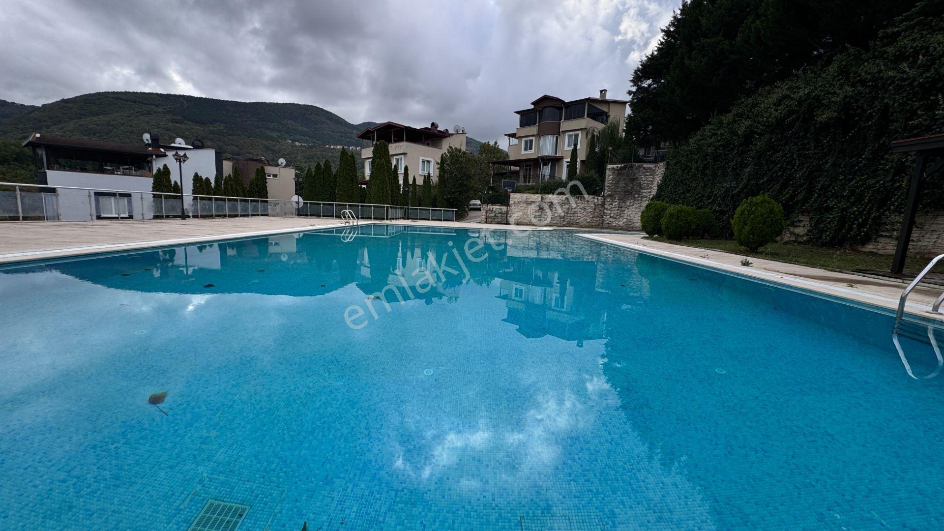 Başiskele Site İçi , Deniz Manzaralı Satılık 4 Katlı Villa - Görsel 31