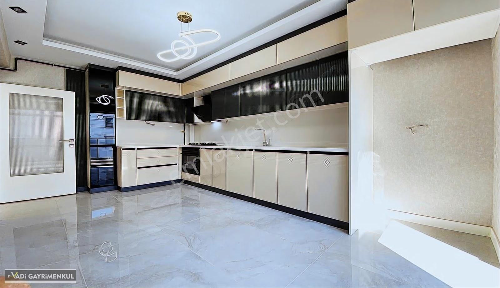 Vadi'den Hisar'da Bulvar Yakını Katta Göz Kamaştıran 3+1 Daire ! - Görsel 27