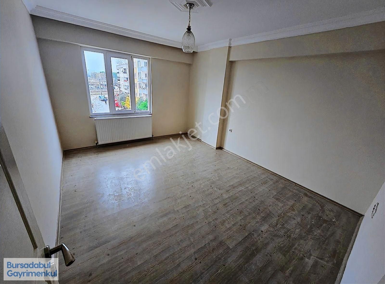 Bursadabul'dan Barış Mah.tam Köşe Ara Kat 130m2 3+1 Daire - Görsel 9