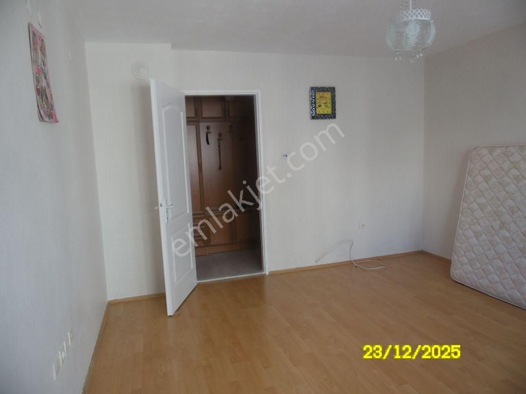 Evka4 Erdemay Emlakatan Satılık 2+1 Tadilatlı Arakat Boş - Görsel 5