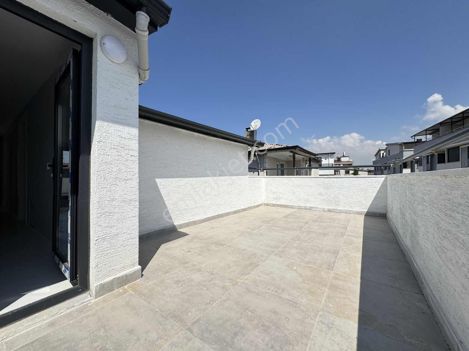 Marmaraya Komşu 4+1 Asansörlü Yerden Isıtmalı Dublex Daire - Görsel 21