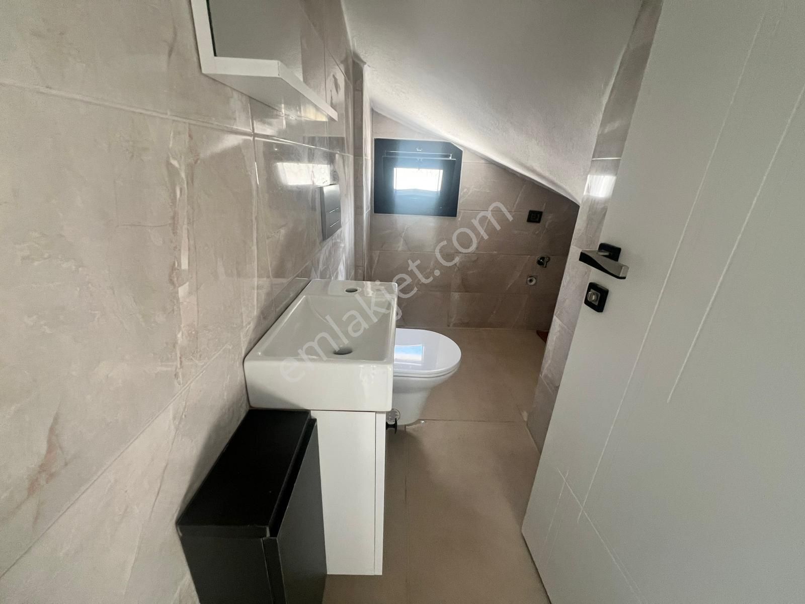 Hisar Sağtur’da 3+1,tam Müstakil Ayrı Mutfak , Havuzlu Villa - Görsel 21