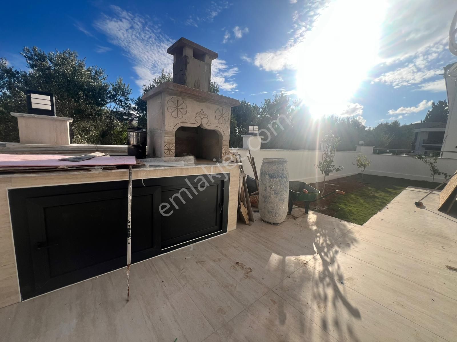 Hisar Sağtur’da 3+1,tam Müstakil Ayrı Mutfak , Havuzlu Villa - Görsel 17