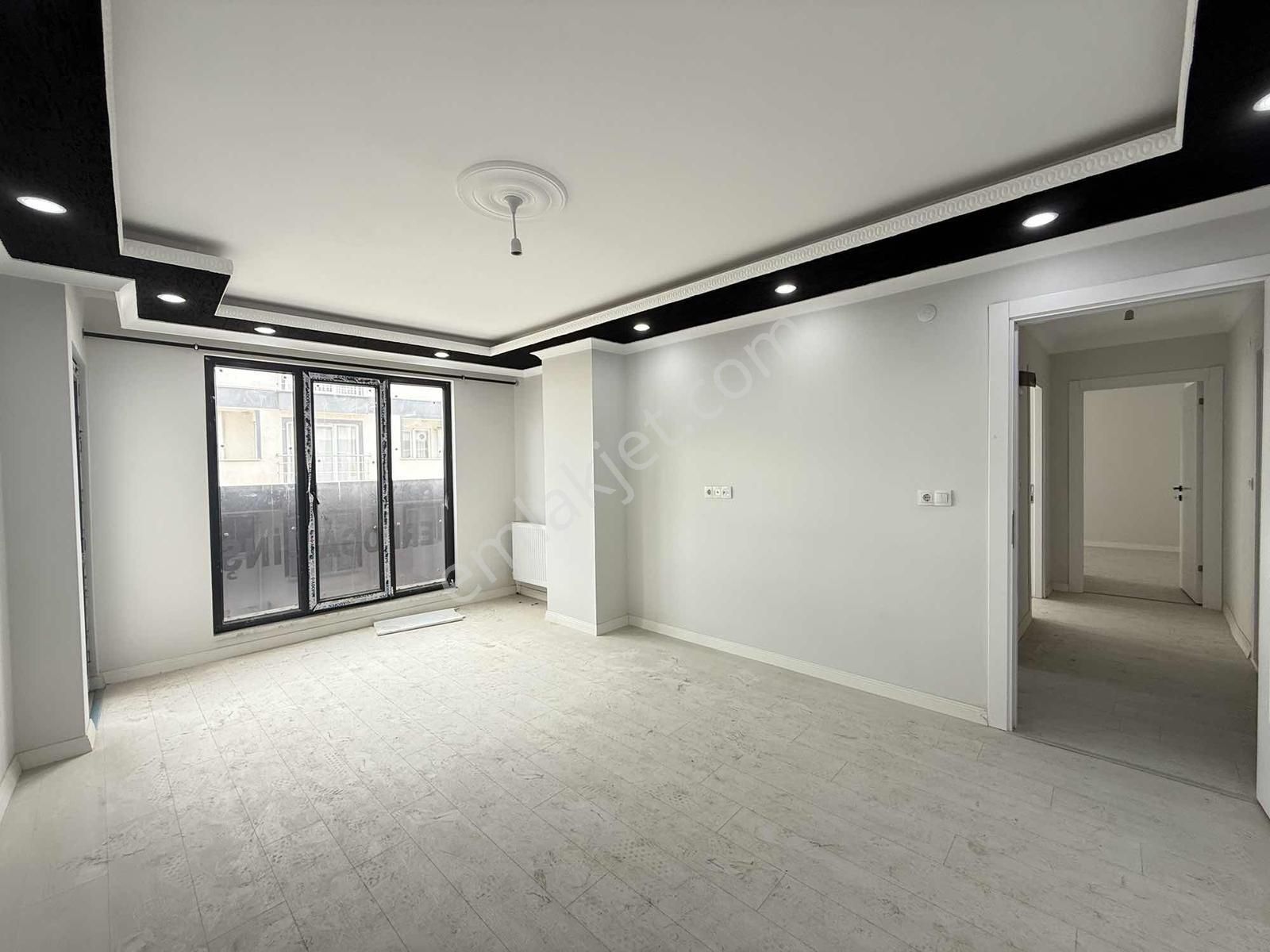 Yüksek Kredi Fırsatı !! Tuzla Cd. Yakın 2+1asansörlü Ara Kat