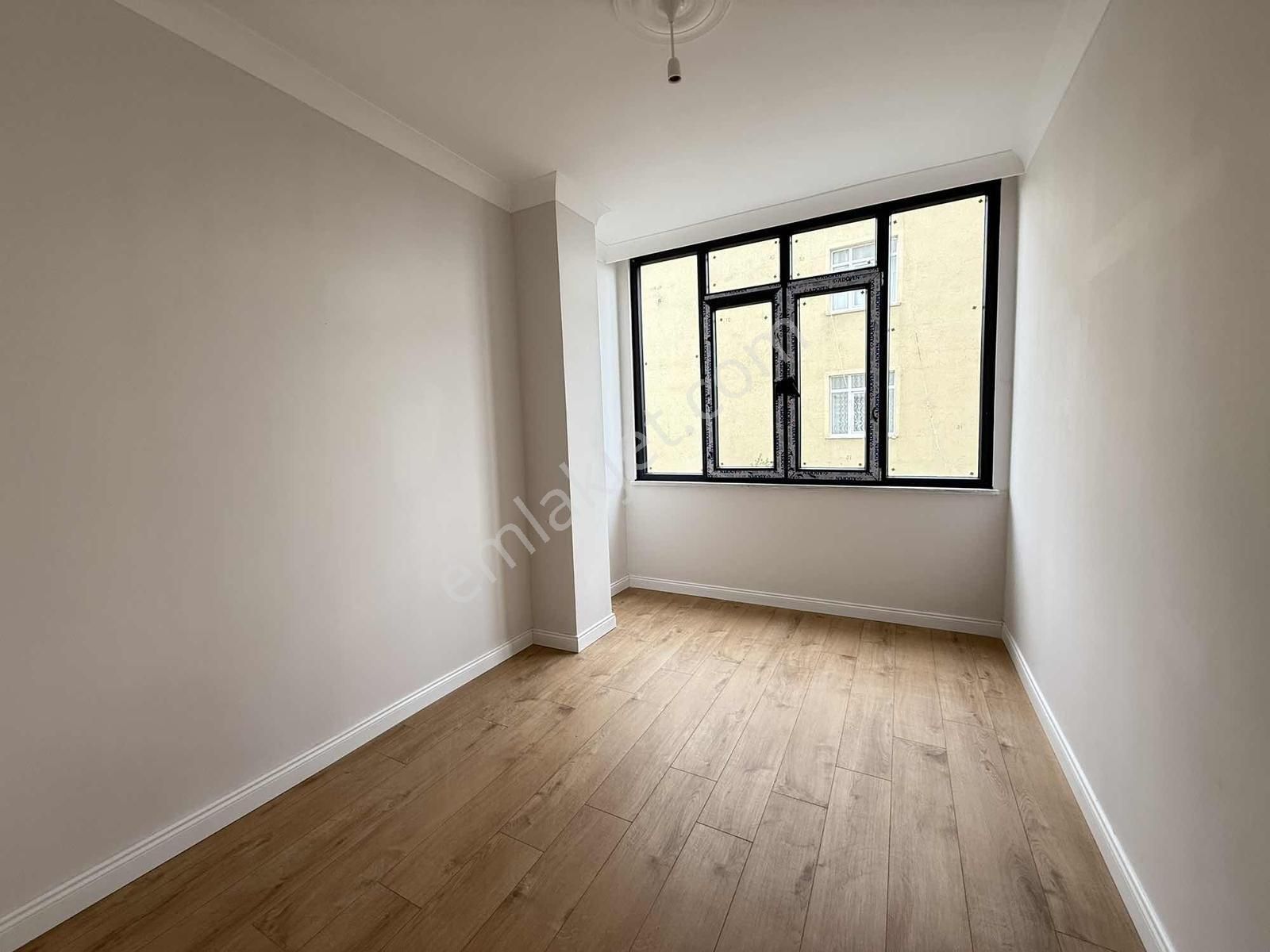 Konum Emlaktan Bağlarbaşı Mh. Tuzla Cd. Yakın 2+1 Ara Kat - Görsel 5