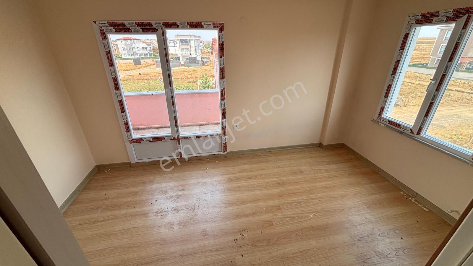 Marmara Ereğlisi’nde Yaz-kış Oturuma Uygun Satılık Villa! Kanat Emlak - Görsel 28