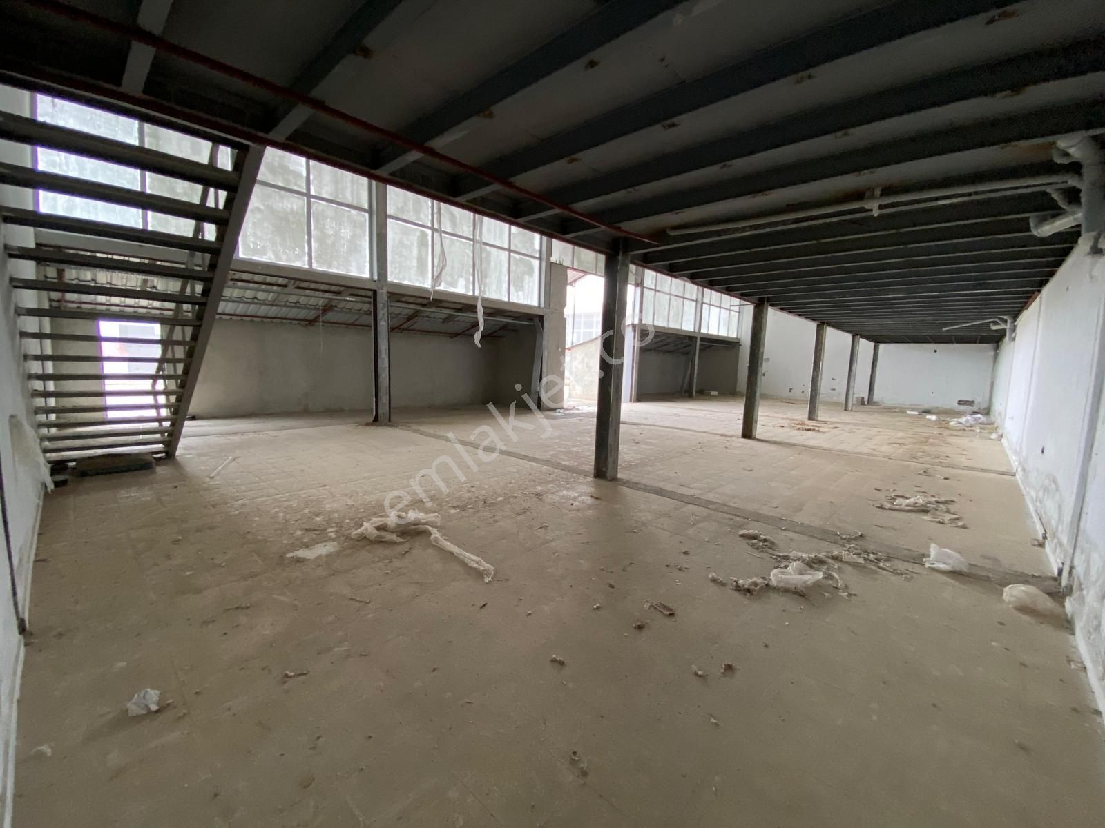 Türker Emlak'tan Üniversite Yolunda Satılık 4257m2 Depo - Görsel 7