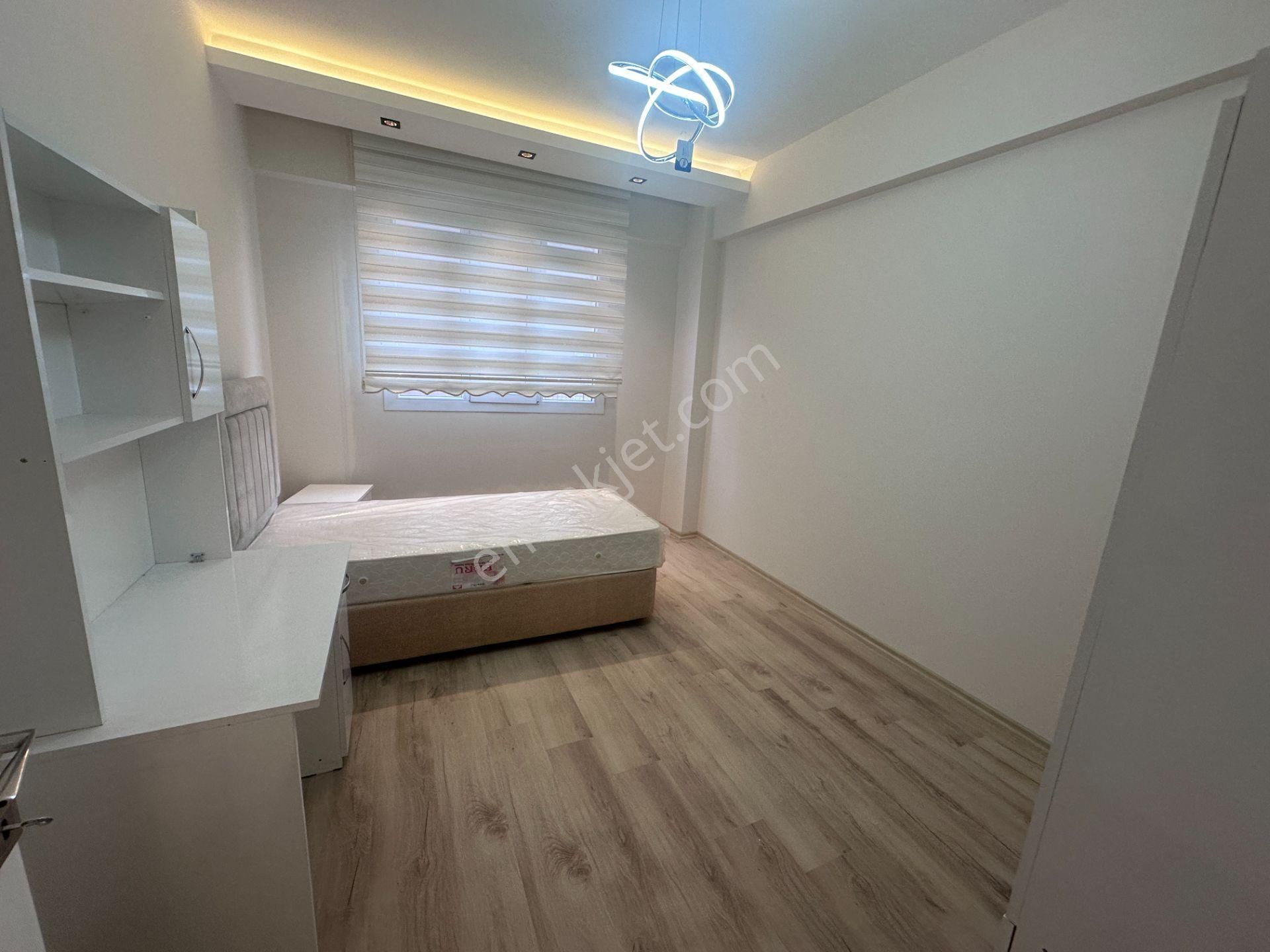 Gazze Caddesinde Örnek Park 4.5+1 Lüxs Daire - Görsel 23