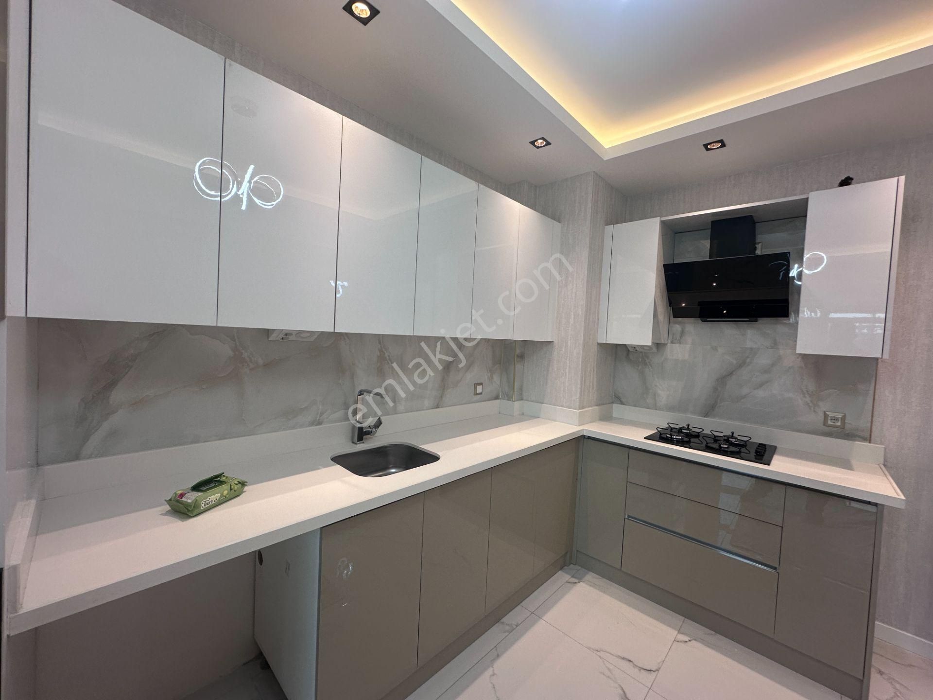 Gazze Caddesinde Örnek Park 4.5+1 Lüxs Daire - Görsel 10