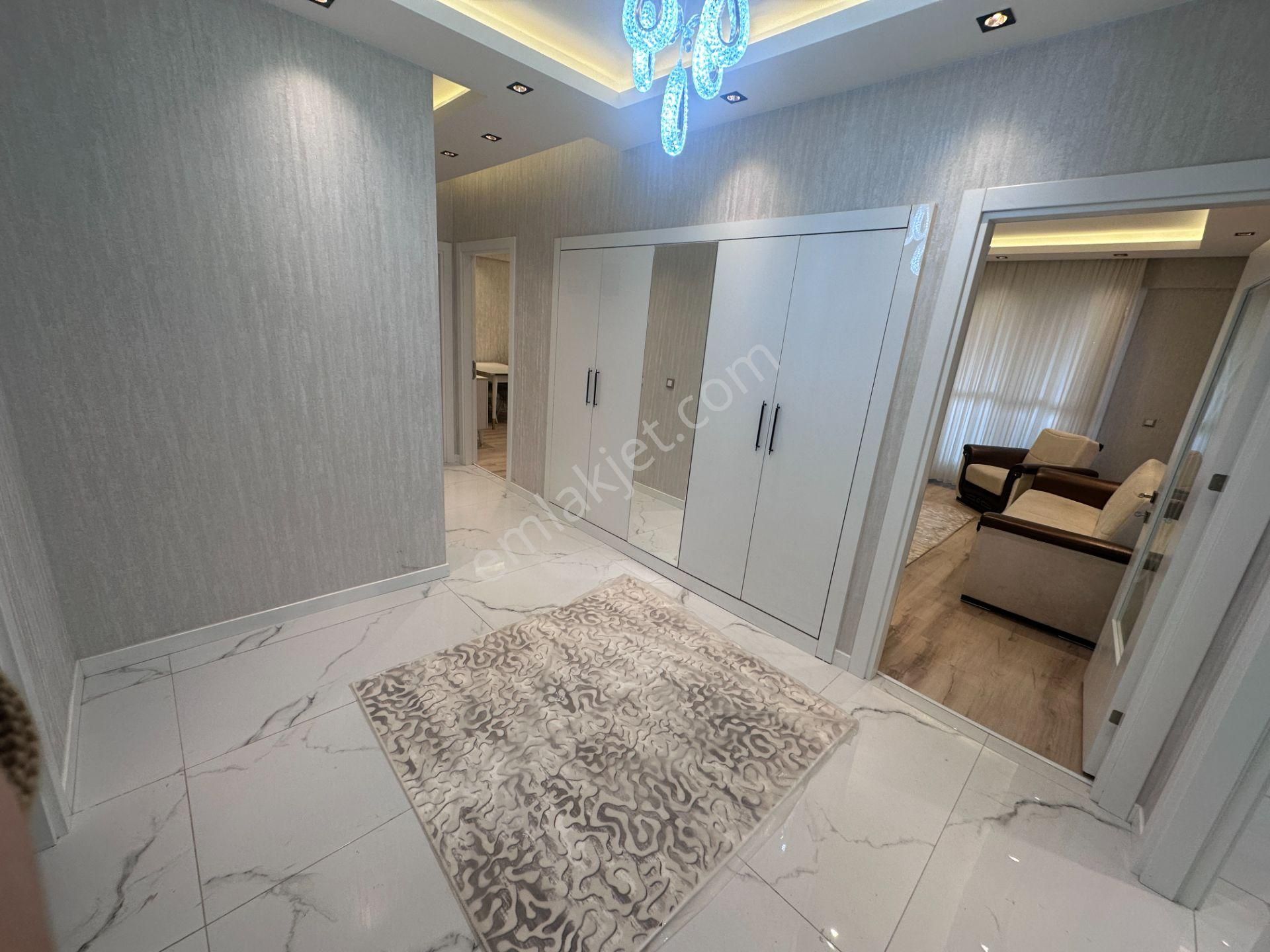 Gazze Caddesinde Örnek Park 4.5+1 Lüxs Daire - Görsel 3