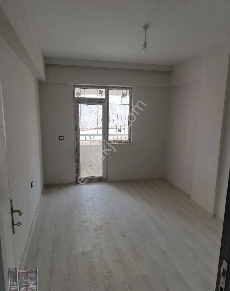 Akyol Gayrimenkul Den Satlık Kuzeyşehir Karacaören Gazi Konutlarında Giriş Kat 3+1 - Görsel 6