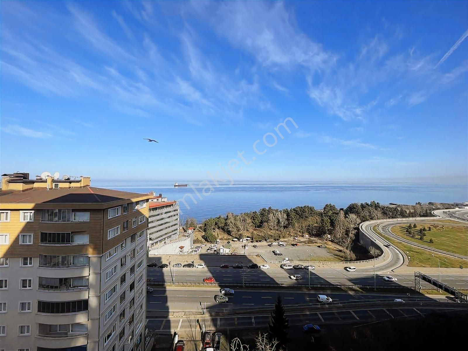 Vıp Gayrimenkulde Yıldızlı'da Deniz Manzaralı 3+1 Satılık Daire