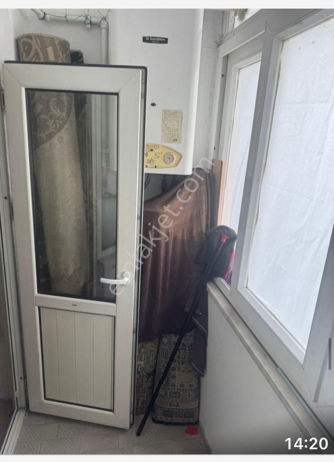 Satılık Orta Kat 1+1 - Görsel 8