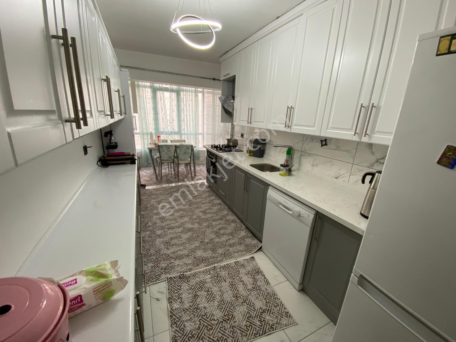 Köşk Mahallesi'nde Katta Hastane Yanı 3+1 Daire! - Görsel 3