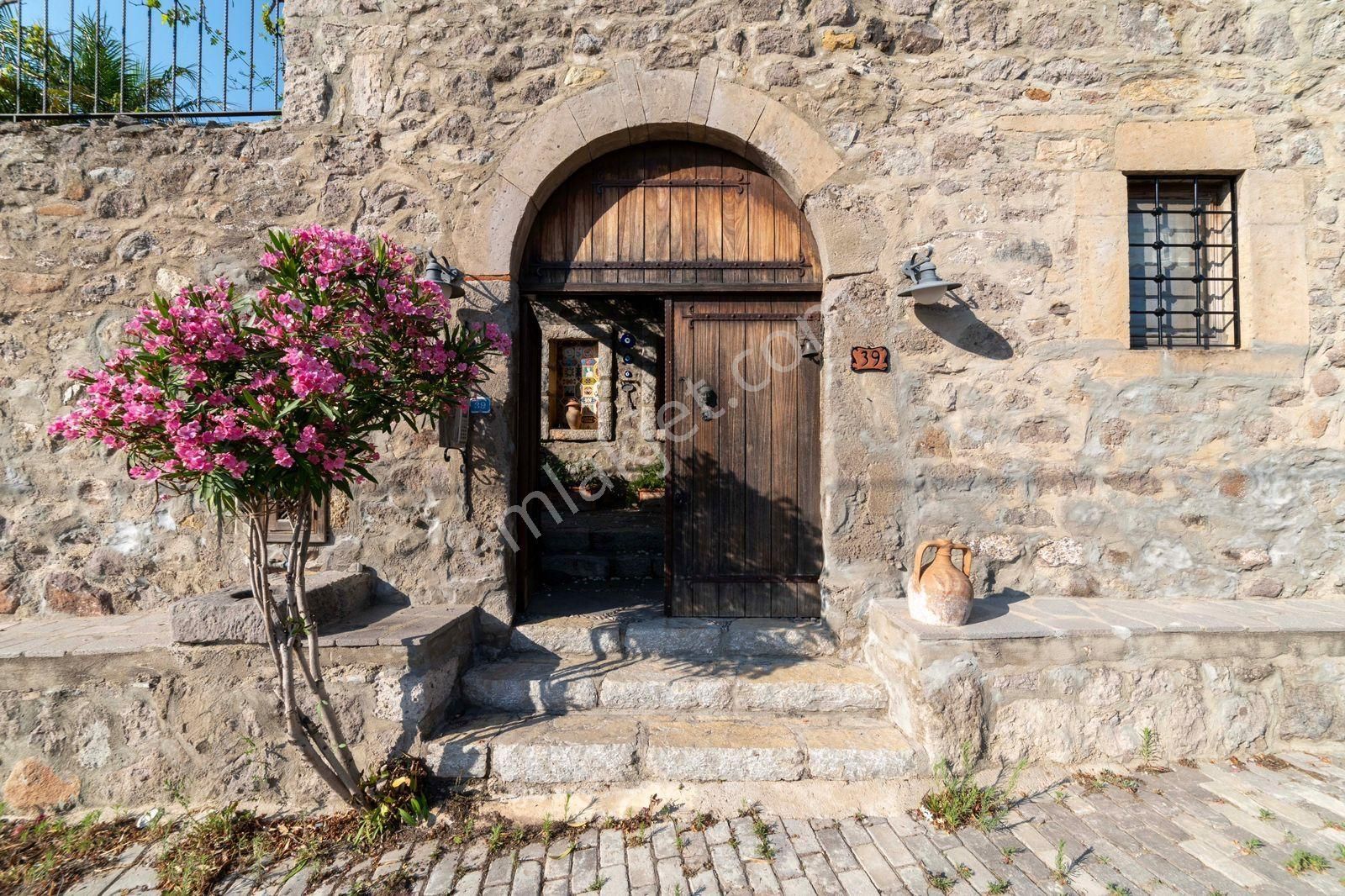 Bodrum Ortakentte Satılık Tarihî Taş Kule Ev 5+2 Özel Havuzlu - Görsel 14