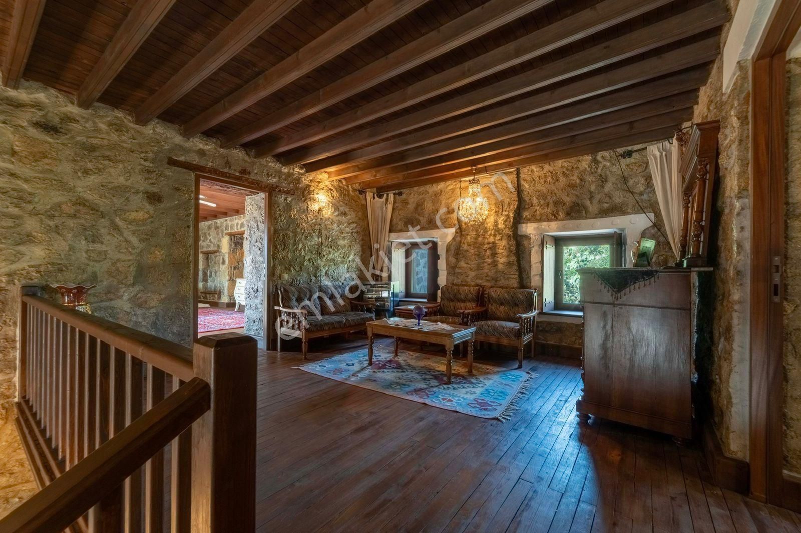 Bodrum Ortakentte Satılık Tarihî Taş Kule Ev 5+2 Özel Havuzlu - Görsel 32