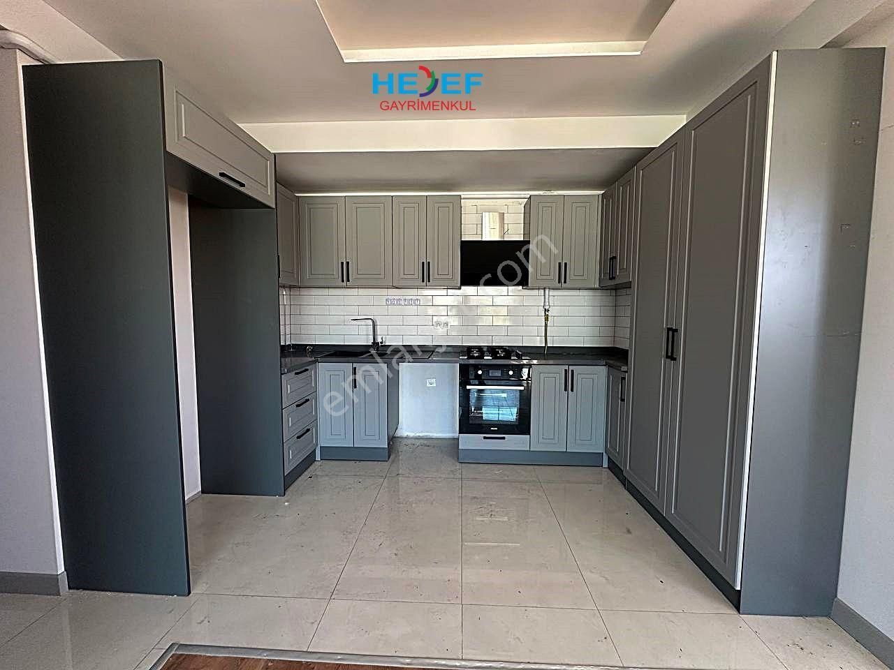 Hedef'ten Yaşardoğu Caddesinde Site İçi Havuzlu Açık 2+1