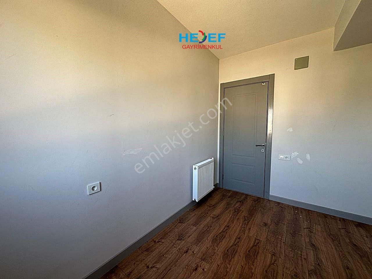 Hedef'ten Yaşardoğu Caddesinde Site İçi Havuzlu Açık 2+1 - Görsel 6