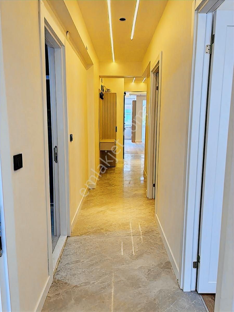 Poligon Metro Yanında Arakat Satılık 3+1 Tadilatlı Daire - Görsel 12