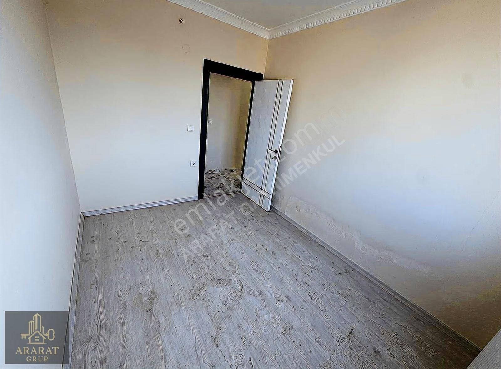 Ararat'tan Tuna Vadi Sitesinde Satılık 3+1 Daire..!! - Görsel 9