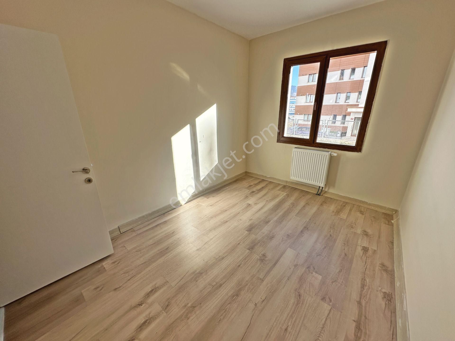 Altıağaç Toki'de Merkezi Konumda Yapılı Önü Açık 2+1 Kiralık Daire - Görsel 7