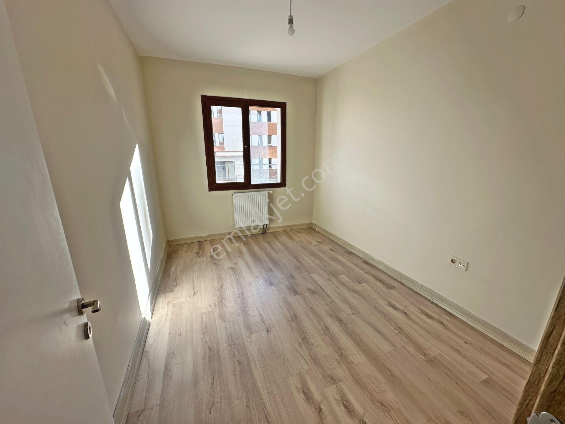 Altıağaç Toki'de Merkezi Konumda Yapılı Önü Açık 2+1 Kiralık Daire - Görsel 6