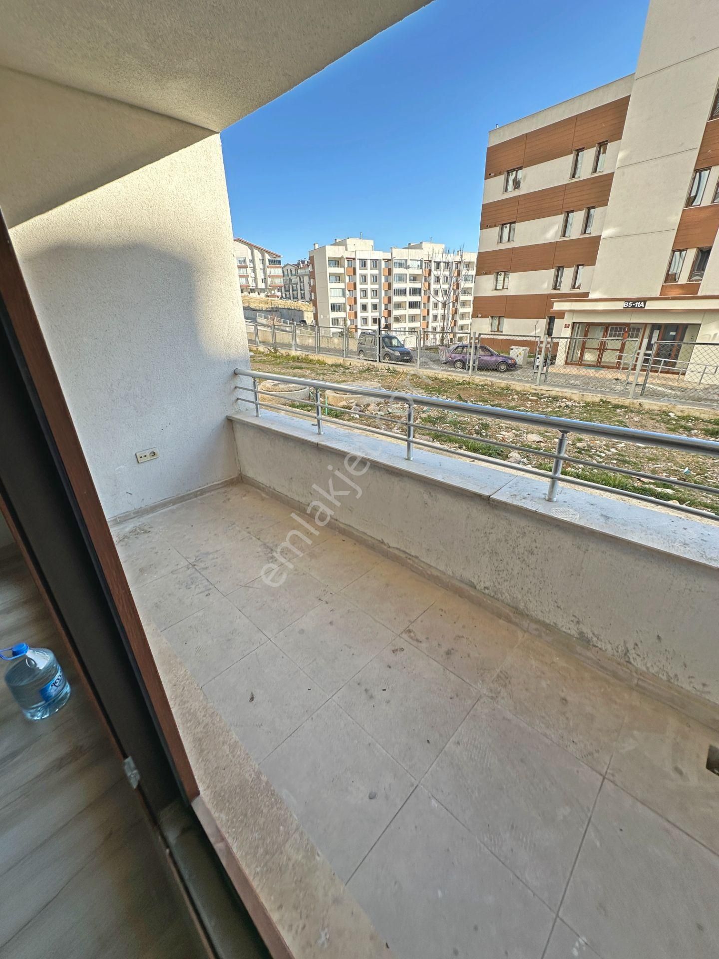 Altıağaç Toki'de Merkezi Konumda Yapılı Önü Açık 2+1 Kiralık Daire - Görsel 5