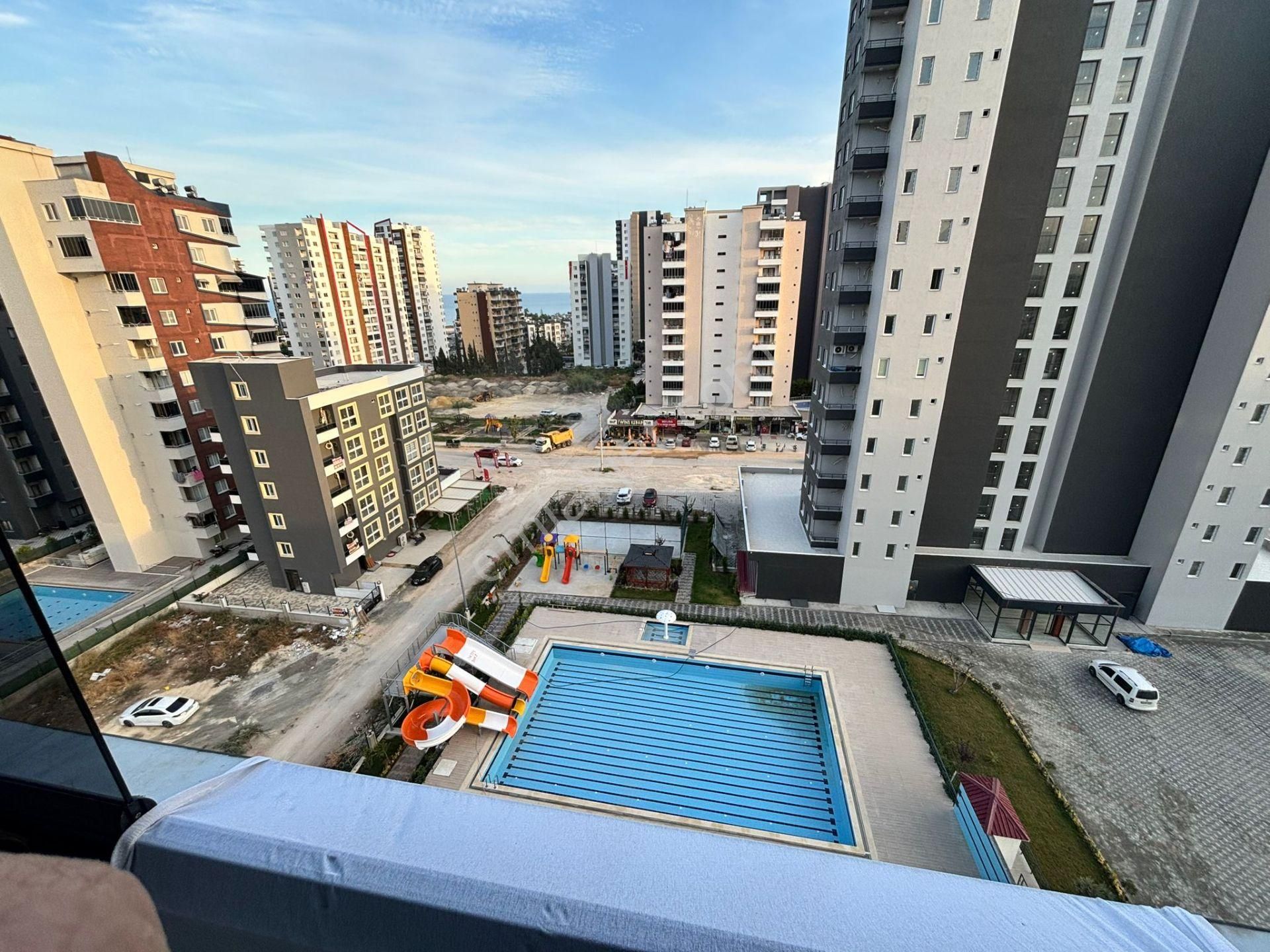 Karınca'dan Consept Sitede 1+1 Aylık Ödemeli Eşyalı Kiralık!