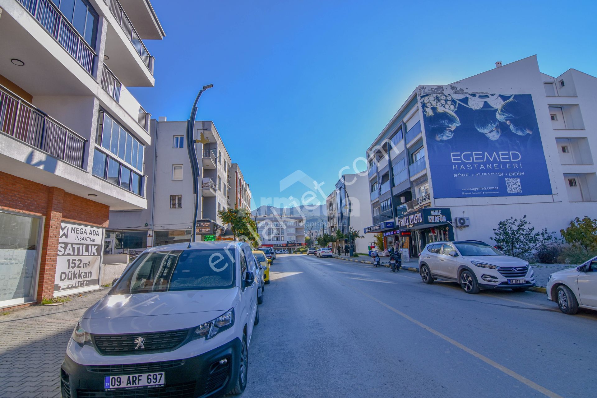 Davutlar Merkez Cadde Üzerinde Modern Tasarımlı 2+1 Daire - Görsel 27