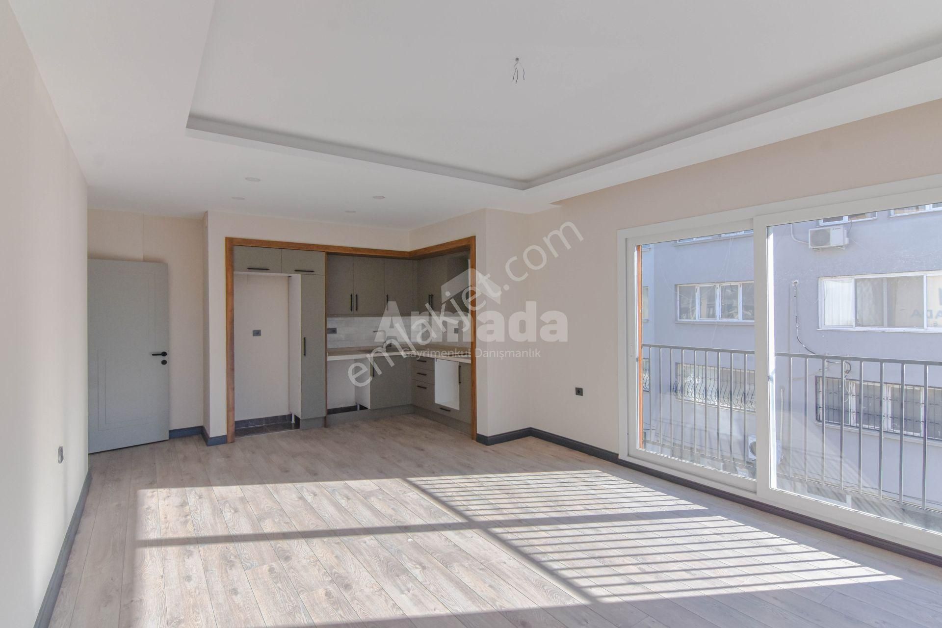 Davutlar Merkez Cadde Üzerinde Modern Tasarımlı 2+1 Daire - Görsel 4