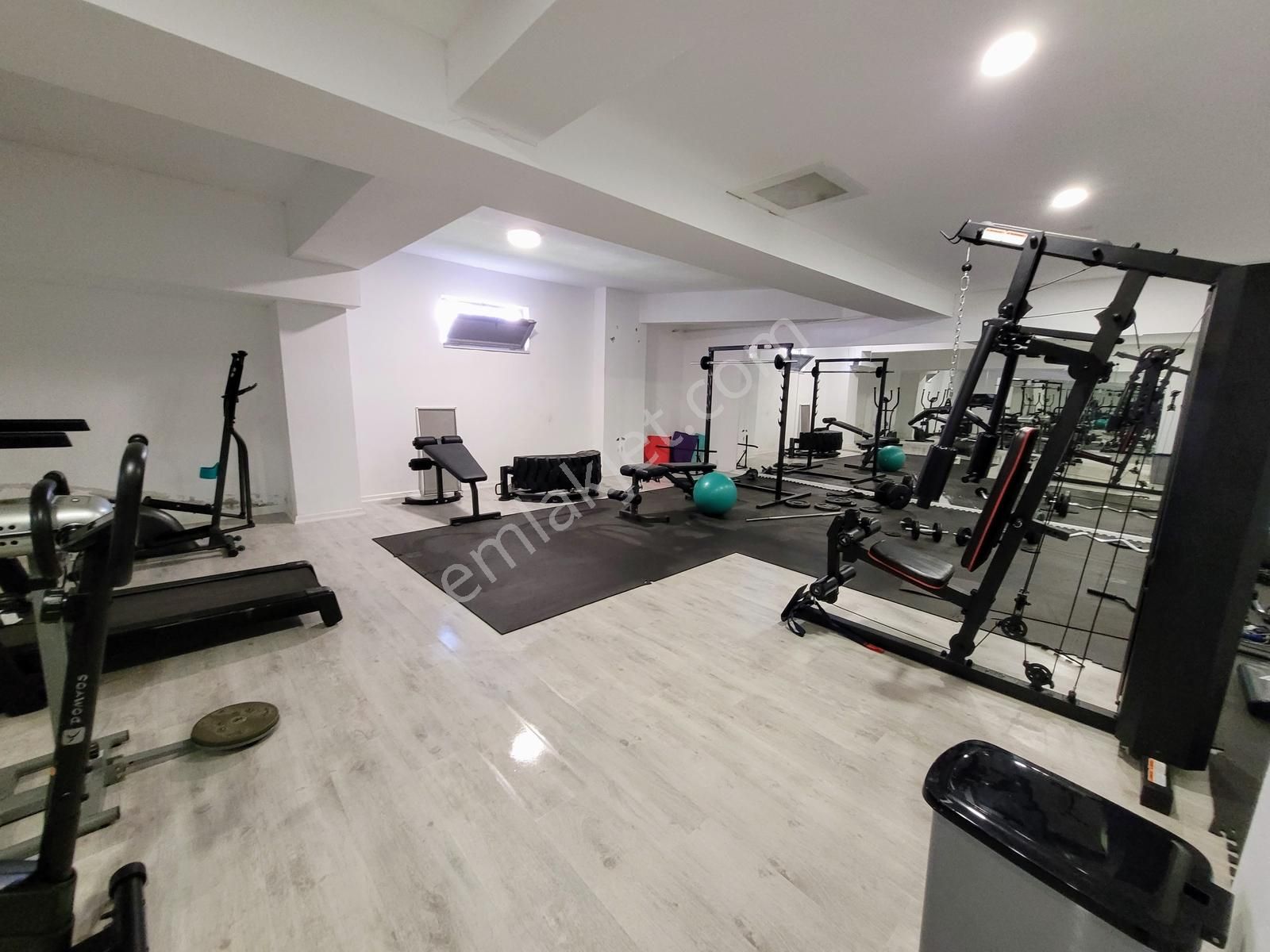 Site İçinde Deniz Manzaralı 1+1 Lüks Daire | Fema - Görsel 8