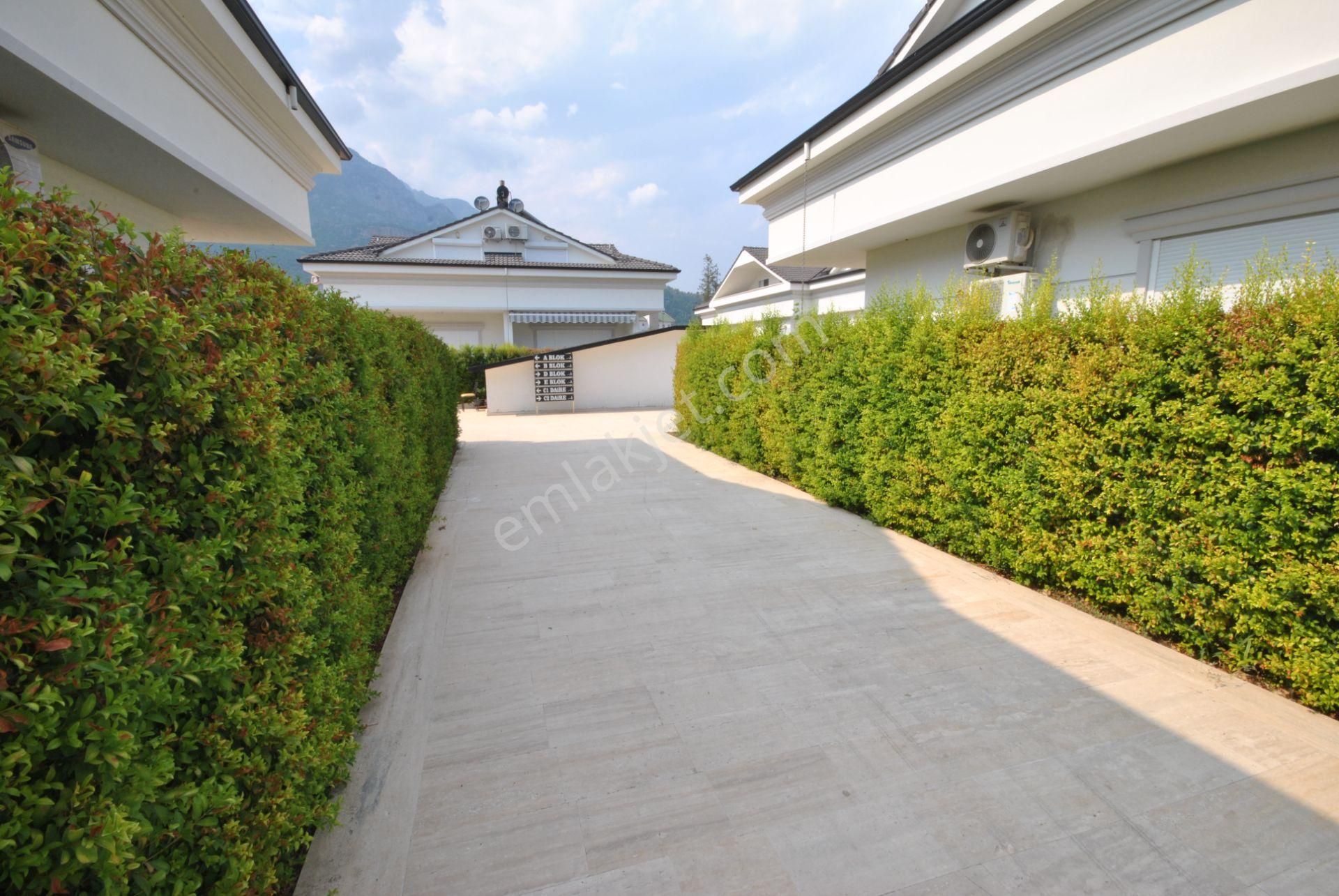 Antalya Kemer Arslanbucak Ta Bahçesi Ayrı Satılık İkiz Villa - Görsel 2