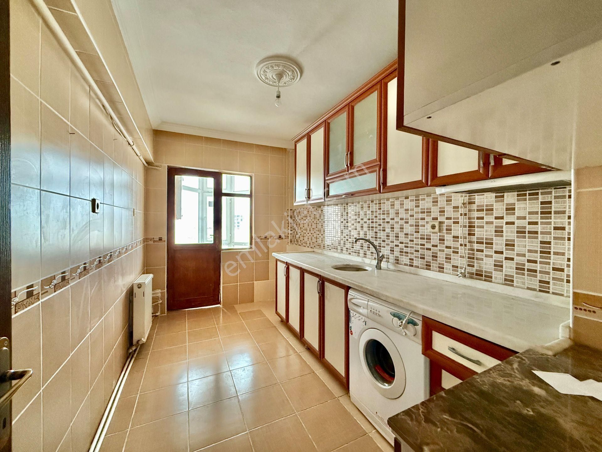 Çiftçioğullarından Mimar Sinan'da Ara Kat Güney 3+1 Daire