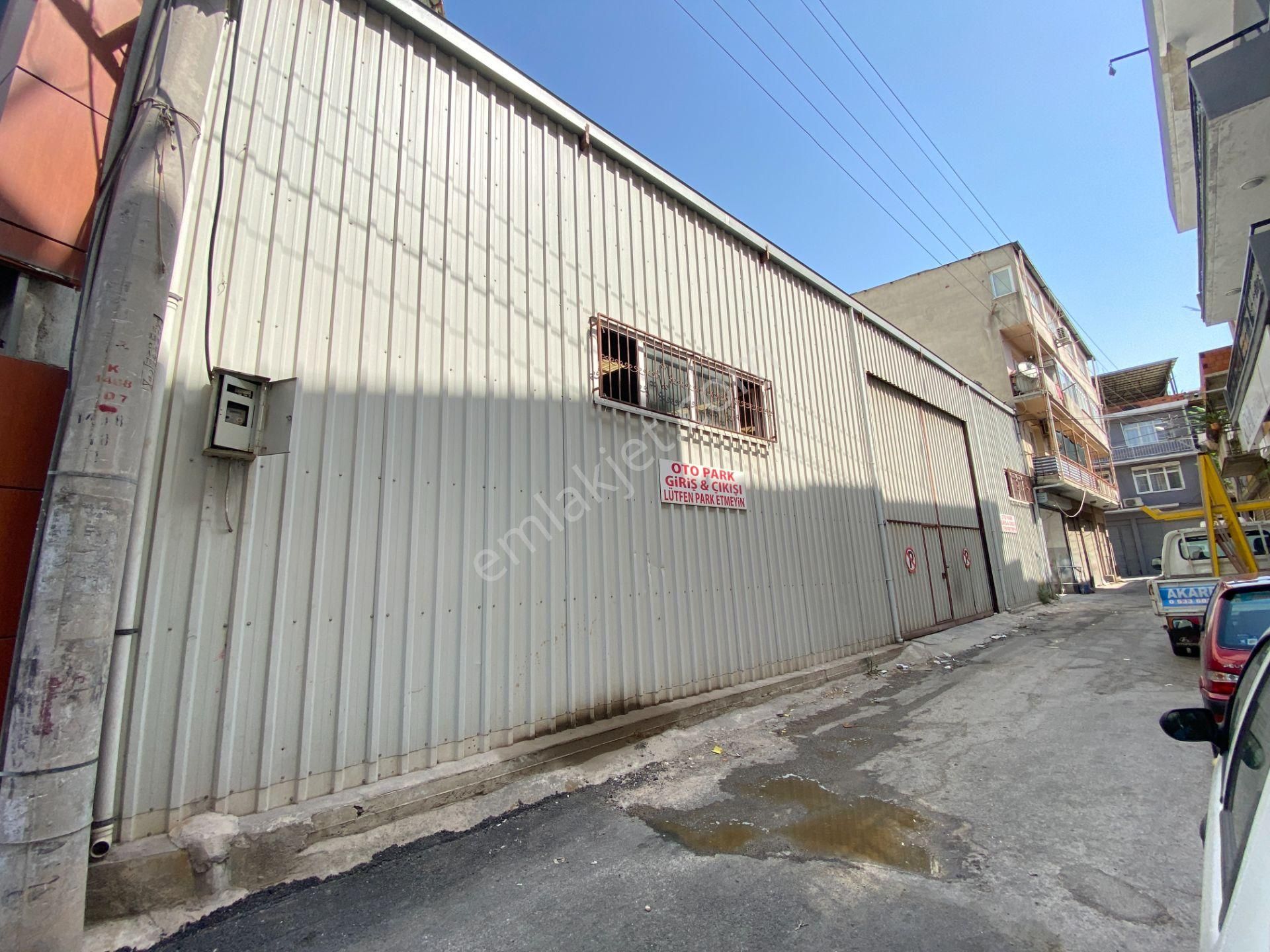 Karabağlar Cennetoğlu Mahallesinde Satılık 245 M2 İşyeri