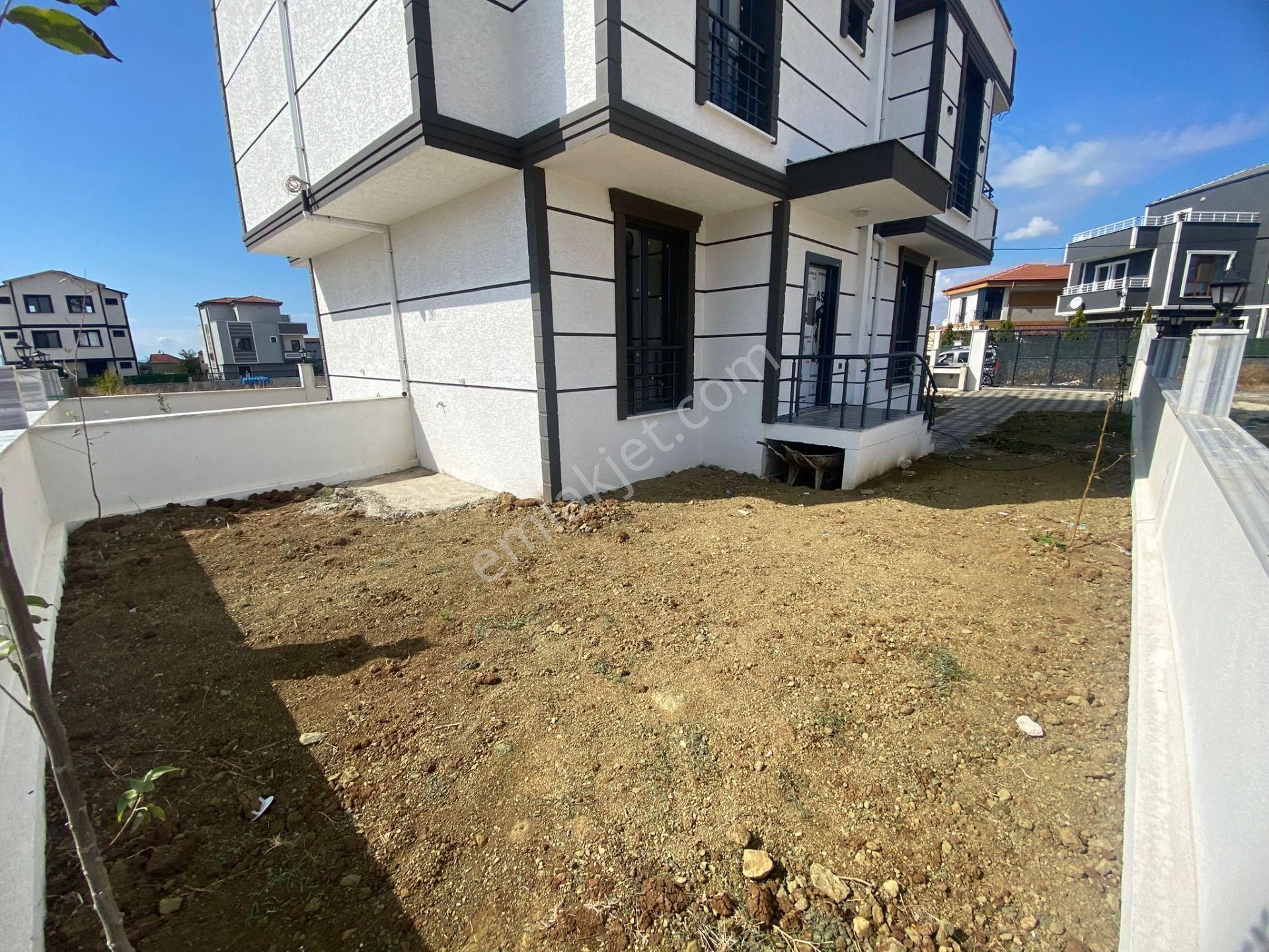 Kanat Emlak'tan Marmara Ereğlisi Dereağzı Mahallesinde 3+1 Satılık Villa - Görsel 2