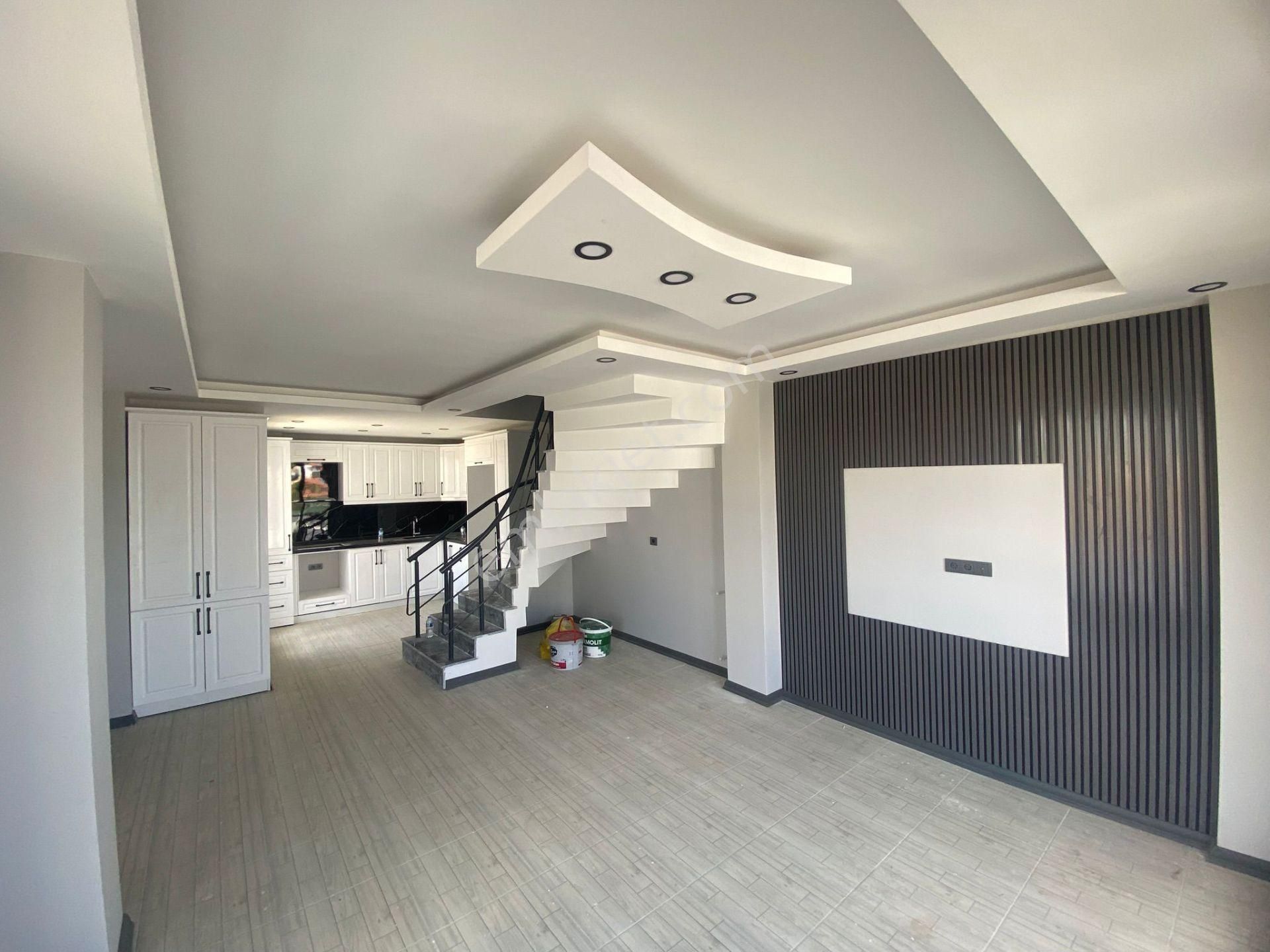 Kanat Emlak'tan Marmara Ereğlisi Dereağzı Mahallesinde 3+1 Satılık Villa - Görsel 4