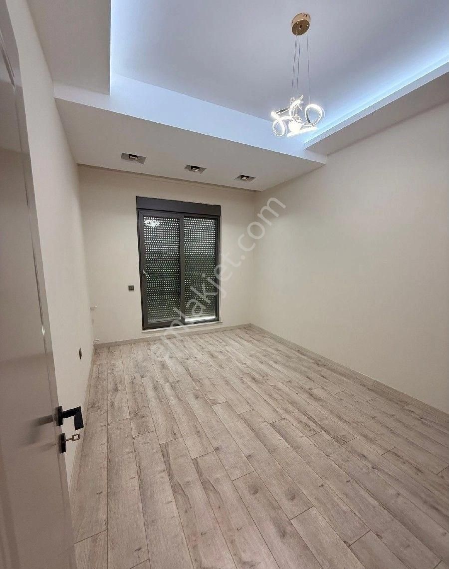 Habibler'de Satılık 3+1ara Katta Site İçi - Görsel 15