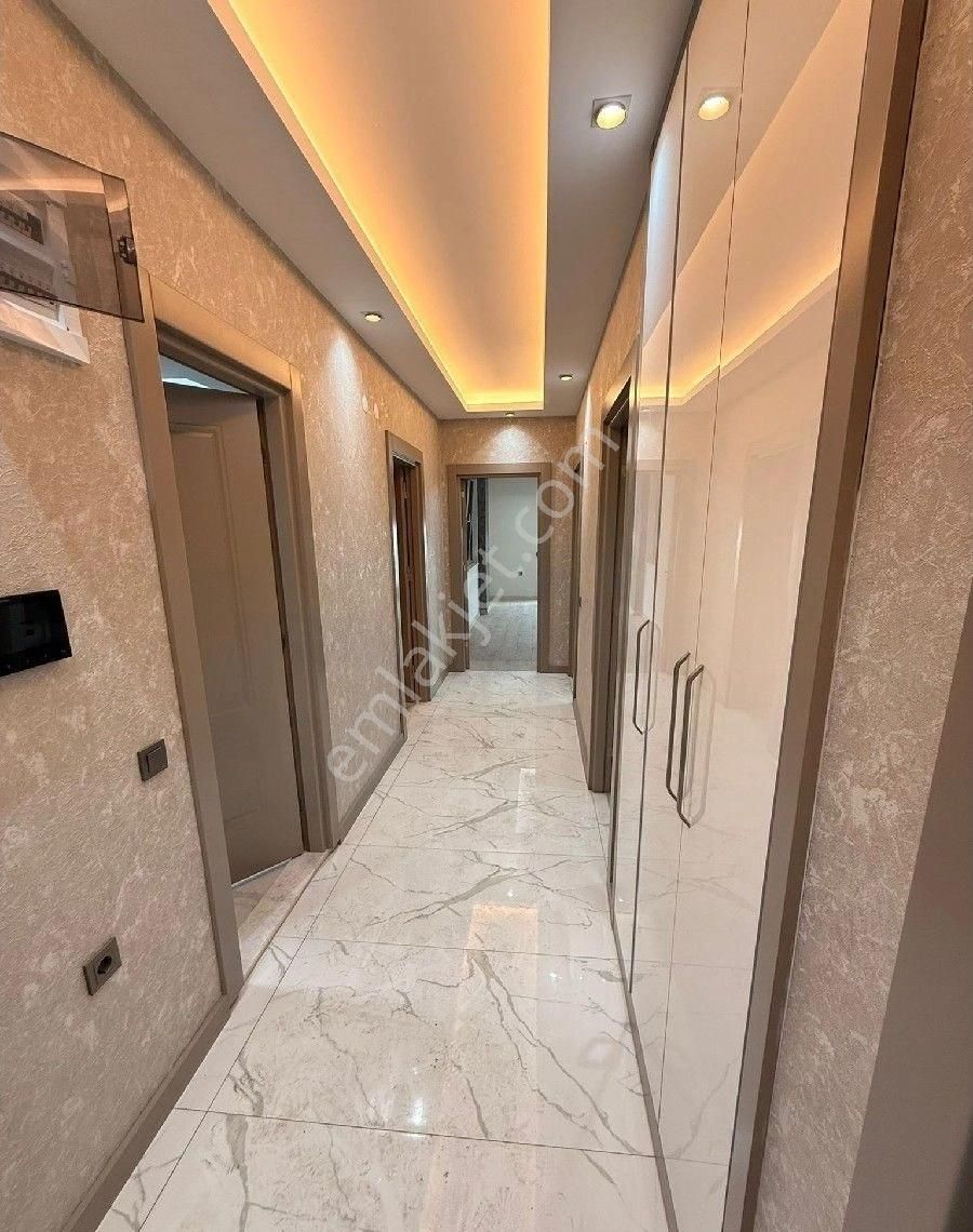 Habibler'de Satılık 3+1ara Katta Site İçi - Görsel 13