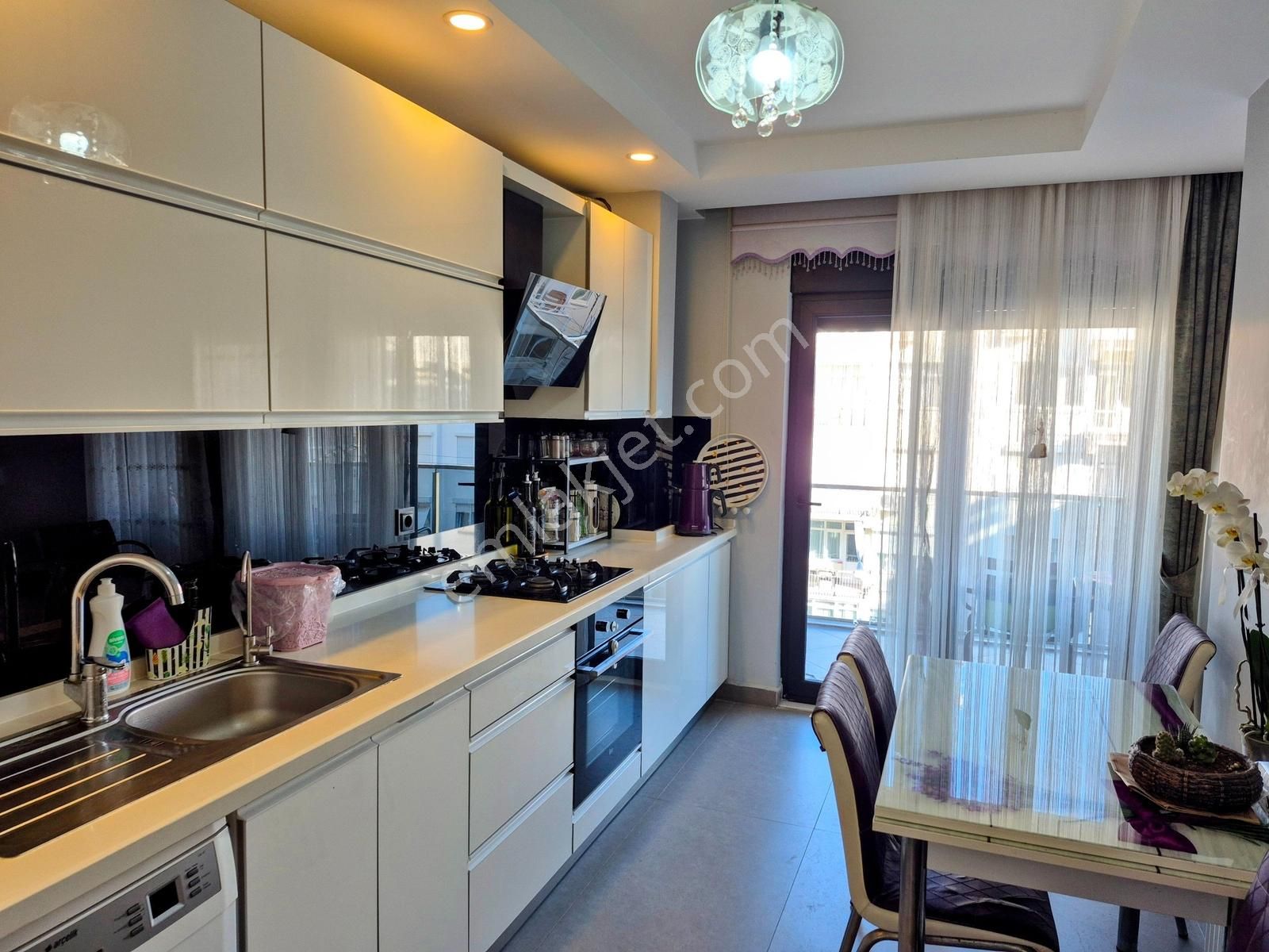 Bahçelievlerde Yeni Binada Kapalı Otoparklı Satılık 3+1 | Fema - Görsel 16