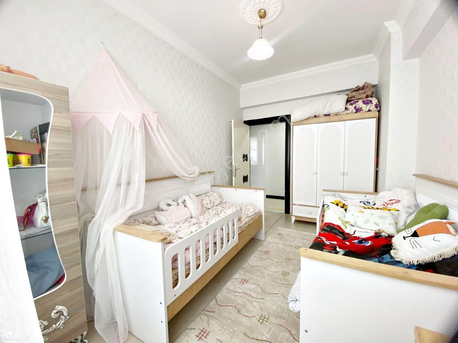 Fıstıklık Park Yakını Geniş Oturum Geniş Balkonlu Ultralüx 3+1 - Görsel 13