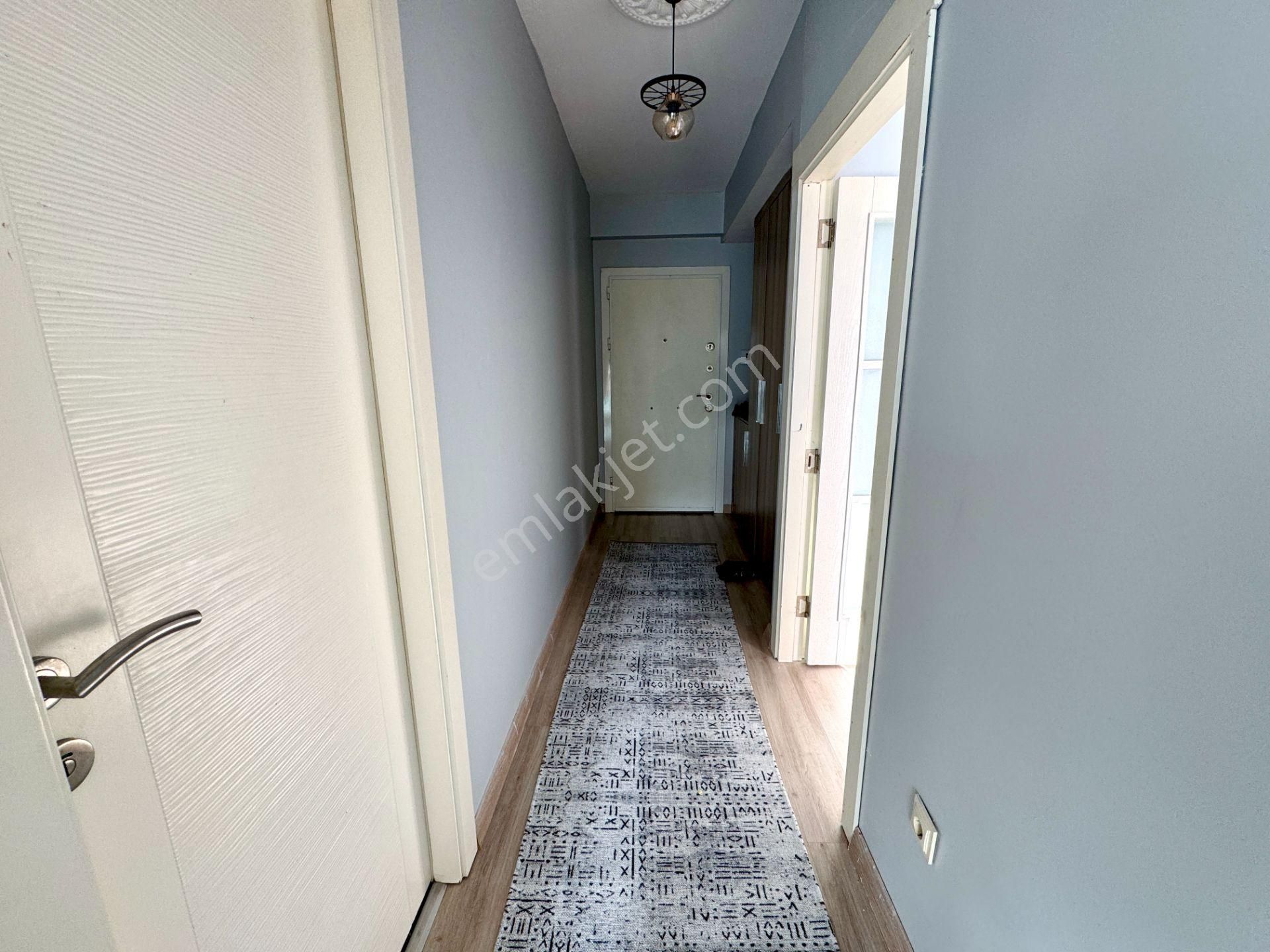 Yenişehir Üniversite Caddesinde Eşyalı Kiralık 1+1 Daire - Görsel 15