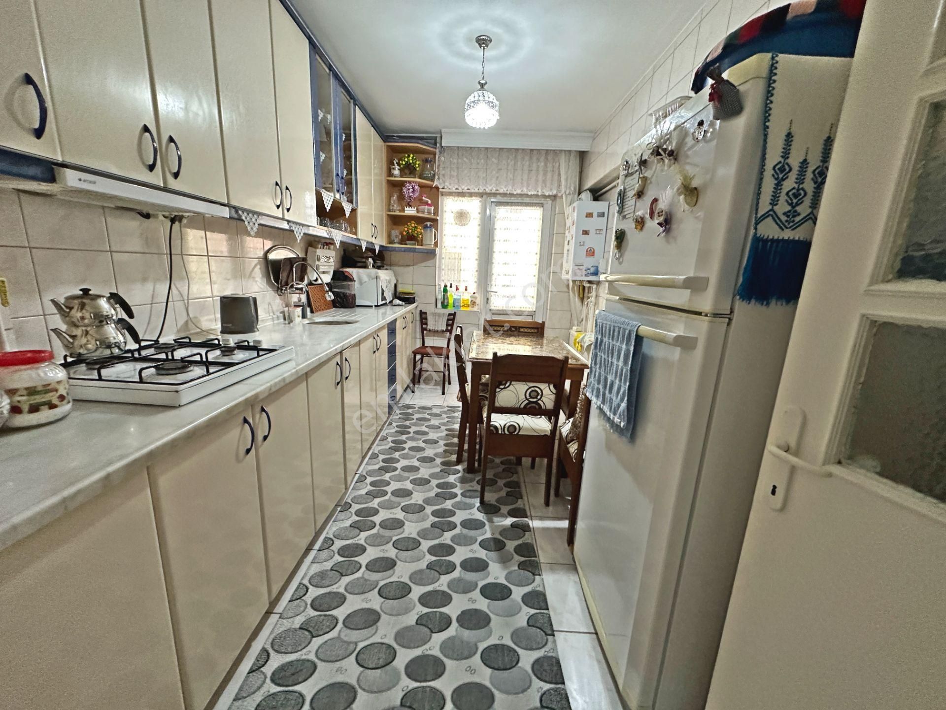 Hocalı Cadde Yakınında Ara Katta Çift Balkonlu 3+1 Satılık Daire - Görsel 5