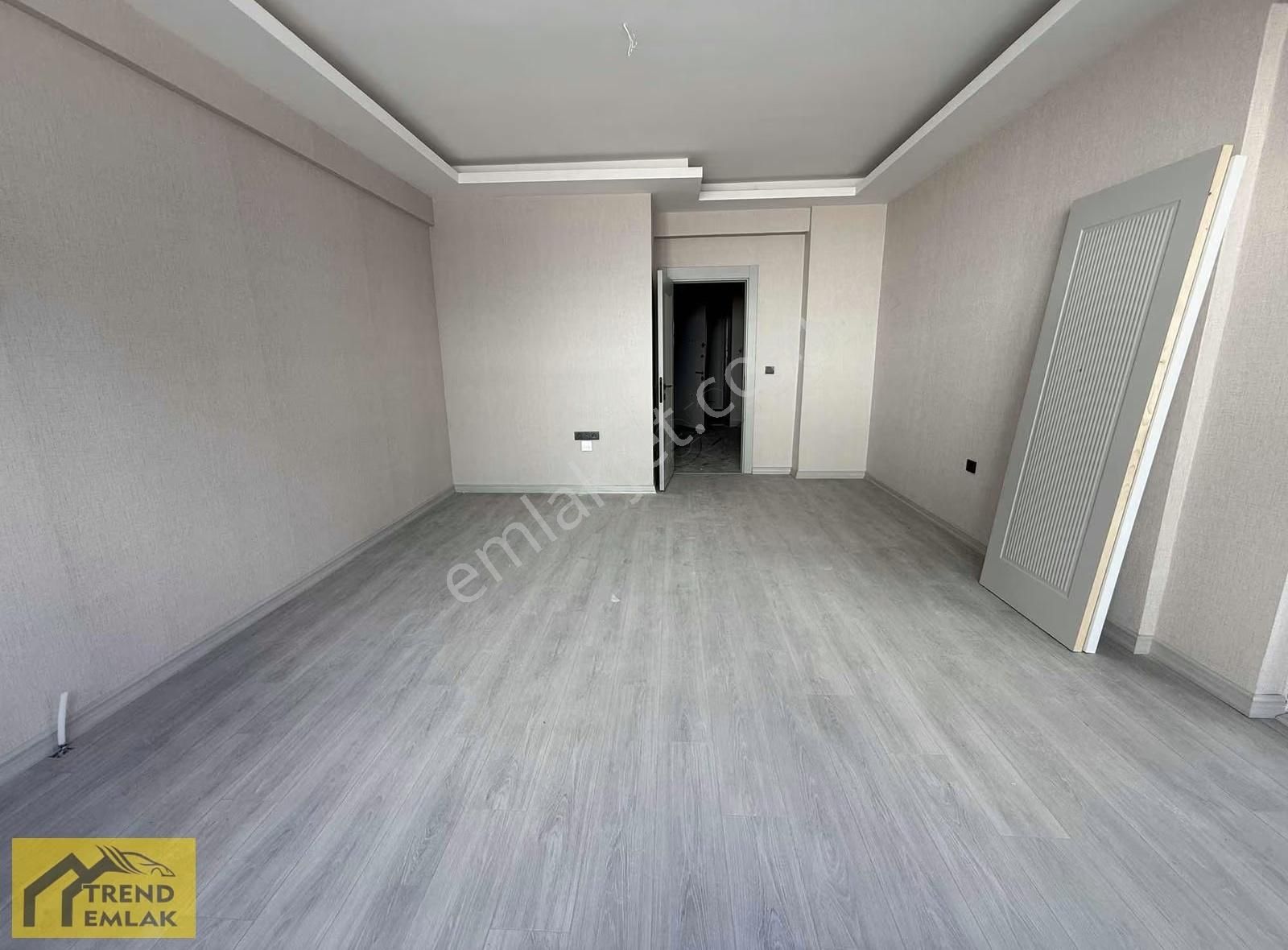 Trend'de Adagross Market Yanı Lüx Yapı 2+1 Giriş Kat Güney Cephe - Görsel 18