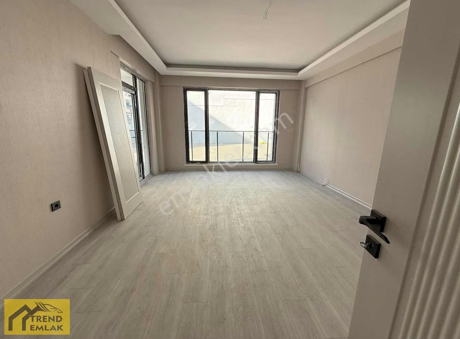 Trend'de Adagross Market Yanı Lüx Yapı 2+1 Giriş Kat Güney Cephe - Görsel 19