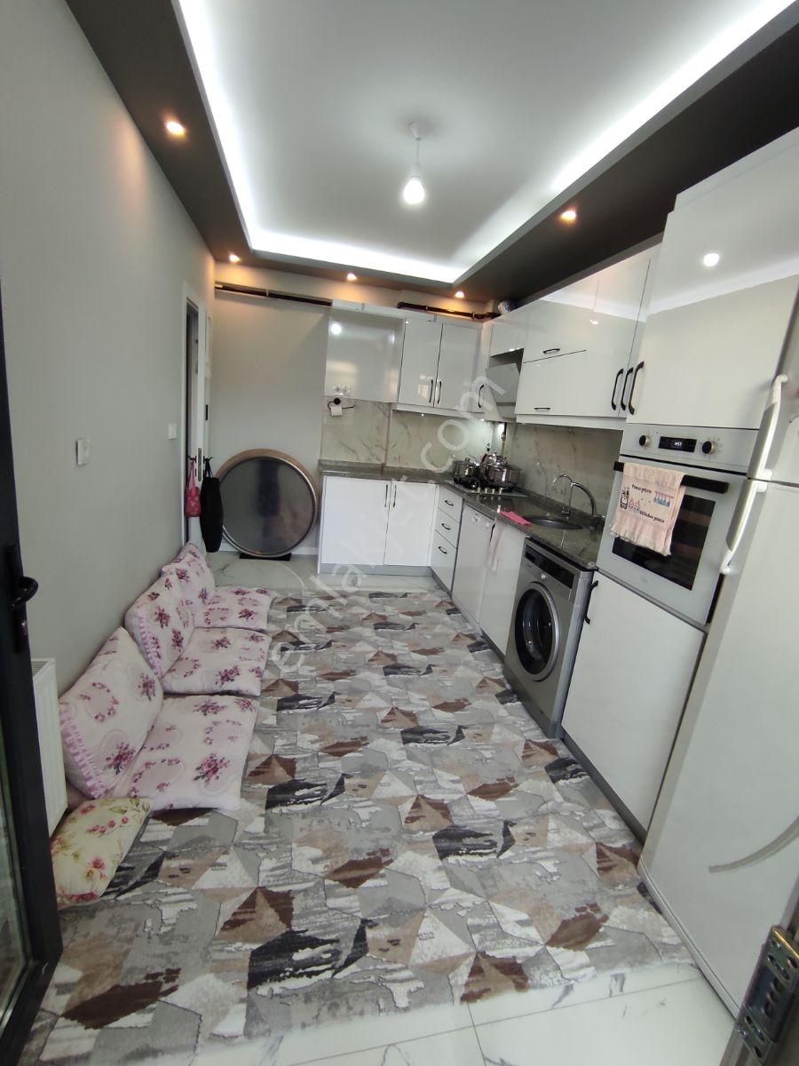 Fazelden Asansörlü İskanlı Köşe 2+1