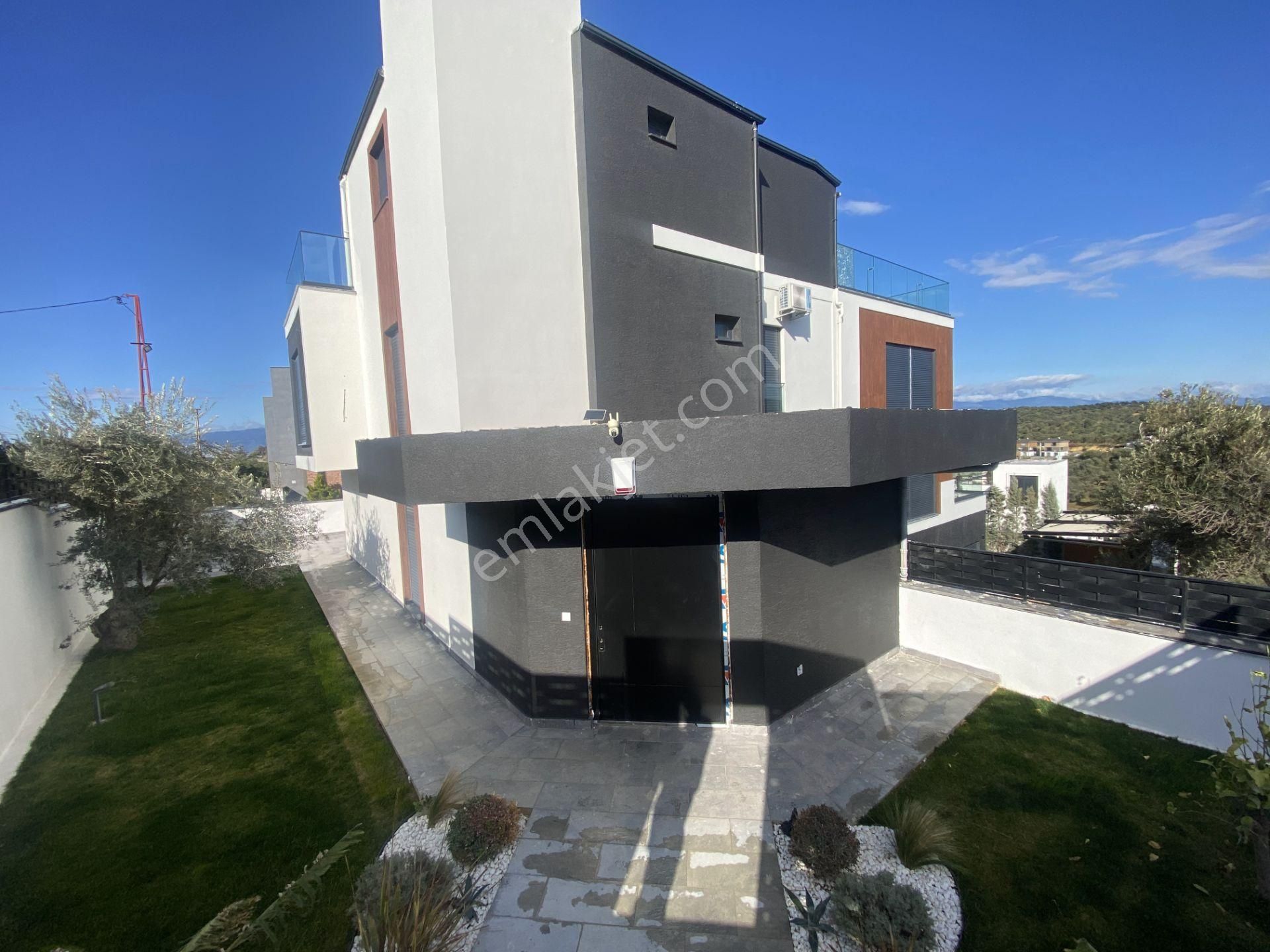 Balıkesir Burhaniye De Satılık Muhteşem Mustakil Villa - Görsel 4