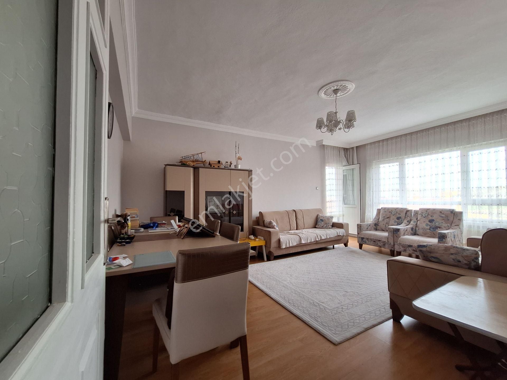 Ufuk Kılıç Emlak'tan Emlak'tan 3+1 120 M² 2. Kat Mantolamalı Asansörlü Daire - Görsel 8